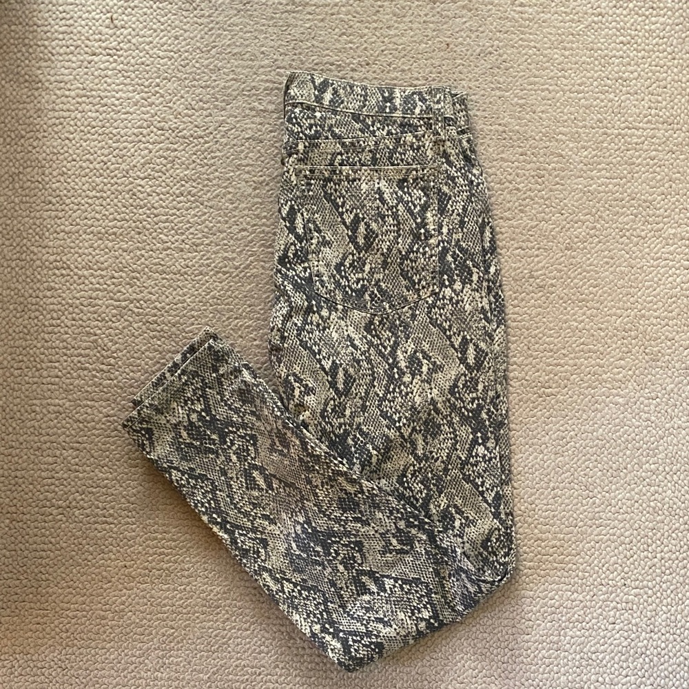 Veronica Beard Black and Cream Snake Print Skinny Jeans